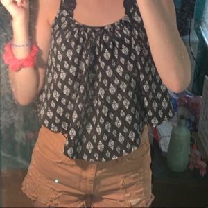 cute flowy summer top!